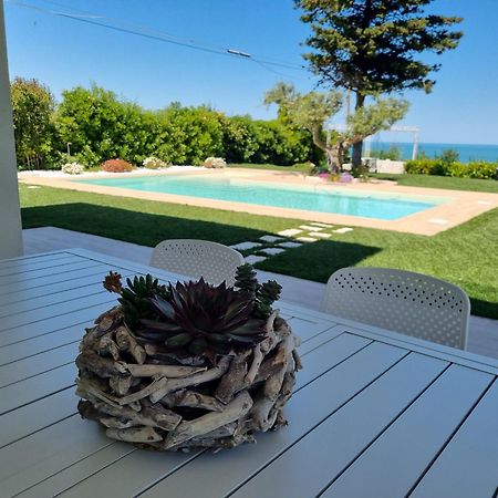 فيلا Carezza Del Mare تورينو دي سانغرو المظهر الخارجي الصورة